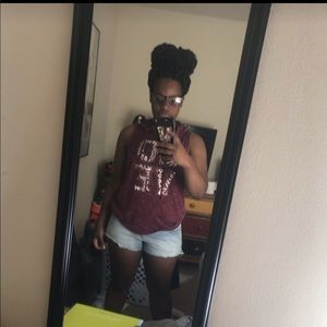 Meet your Posher, Courtney